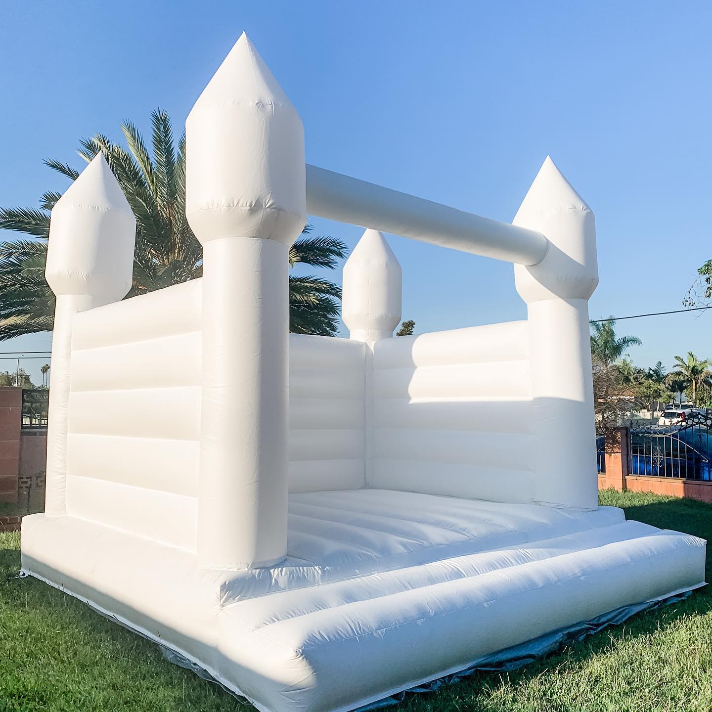 White Bounce House Rental Sacramento